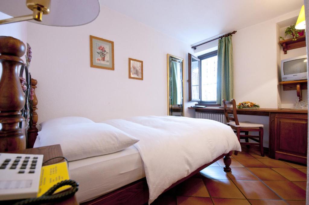 Albergo Ristorante Della Posta Morcote Zimmer foto