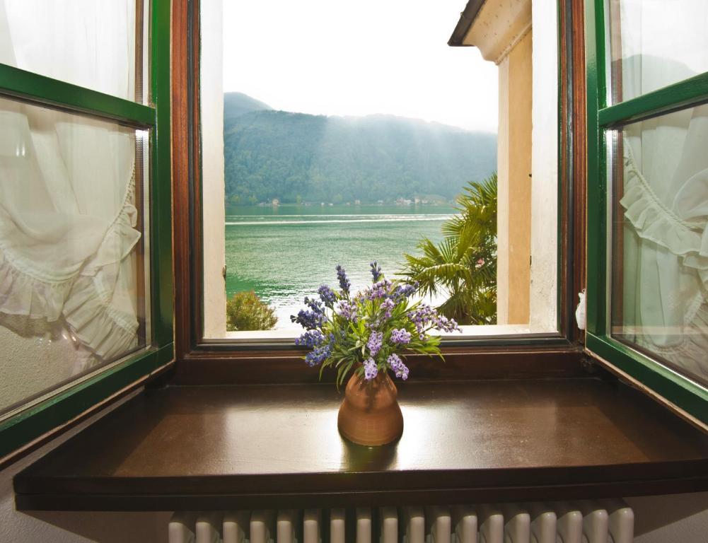 Albergo Ristorante Della Posta Morcote Zimmer foto